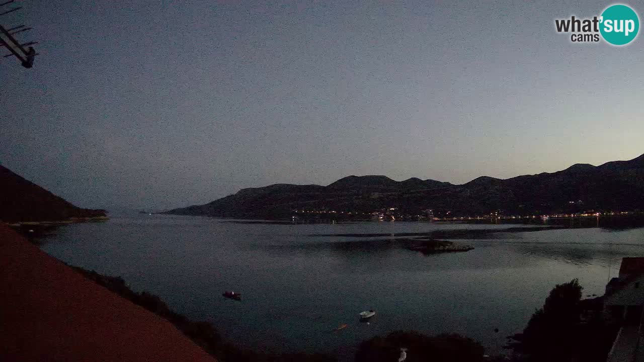 Korčula live webcam – Tri Žala panorama verso Pelješac