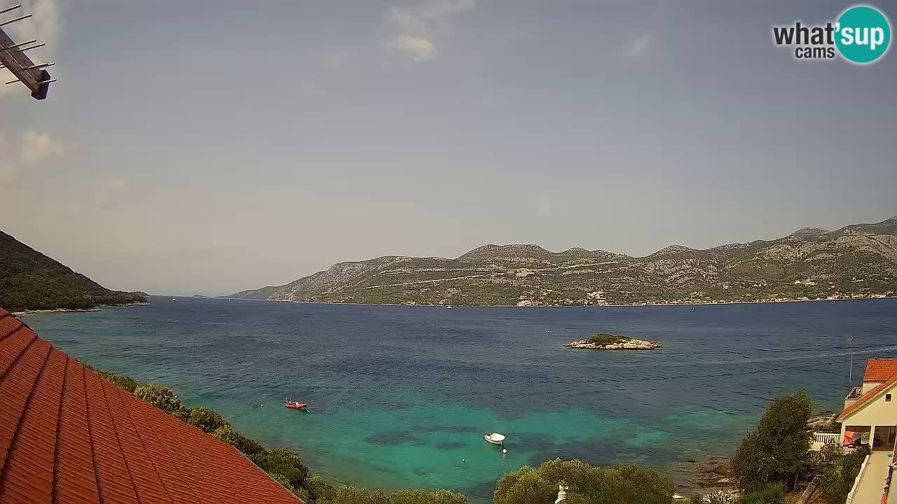 Korčula spletna kamera v živo – Tri Žala pogled na Pelješac
