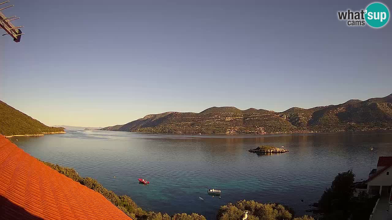 Korčula live webcam – Tri Žala panorama verso Pelješac