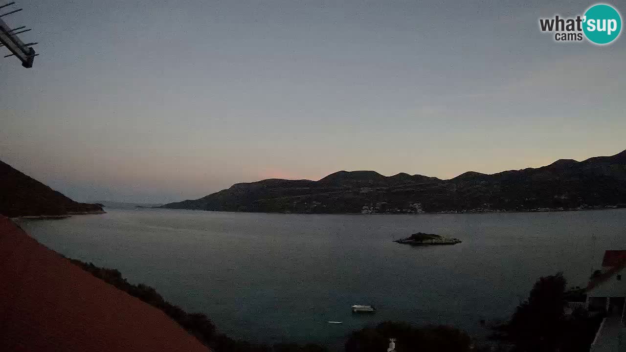 Korčula live webcam – Tri Žala panorama verso Pelješac