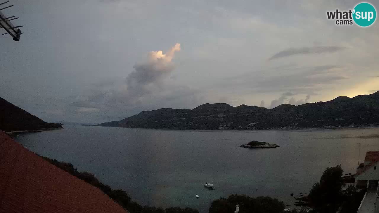 Korčula live webcam – Tri Žala panorama verso Pelješac