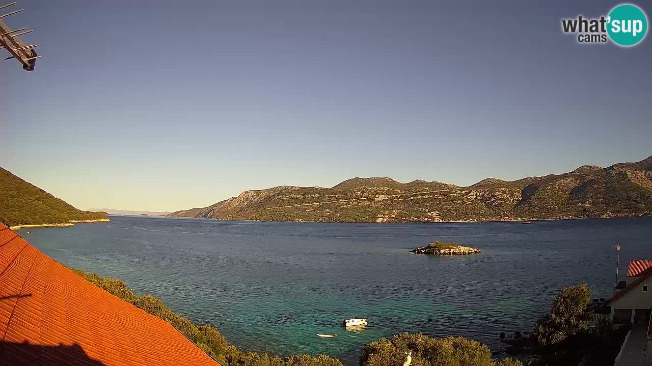Live Korčula webcam – Tri Žala