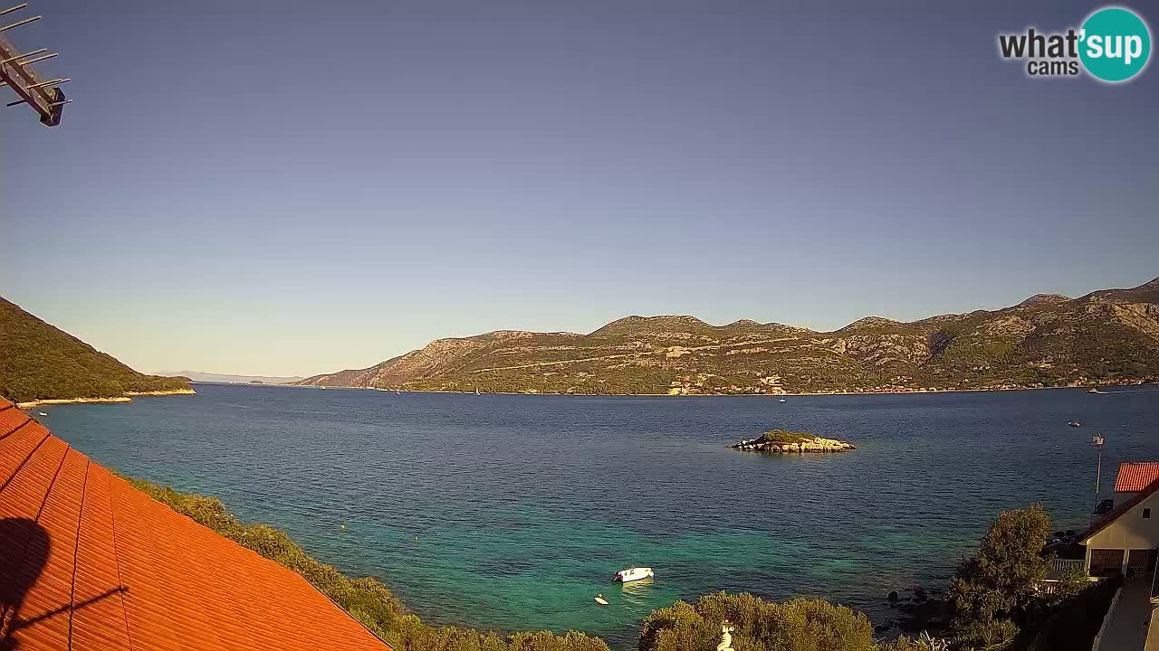Korčula live webcam – Tri Žala panorama verso Pelješac