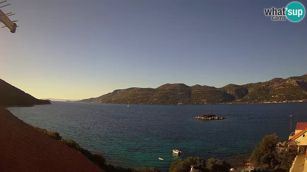 Live Korčula webcam – Tri Žala