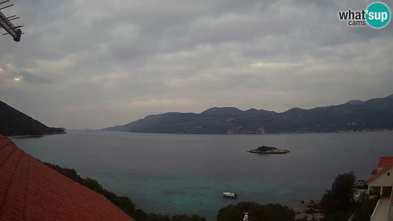 Korčula live webcam – Tri Žala panorama verso Pelješac