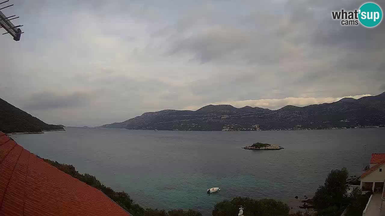 Live Korčula webcam – Tri Žala