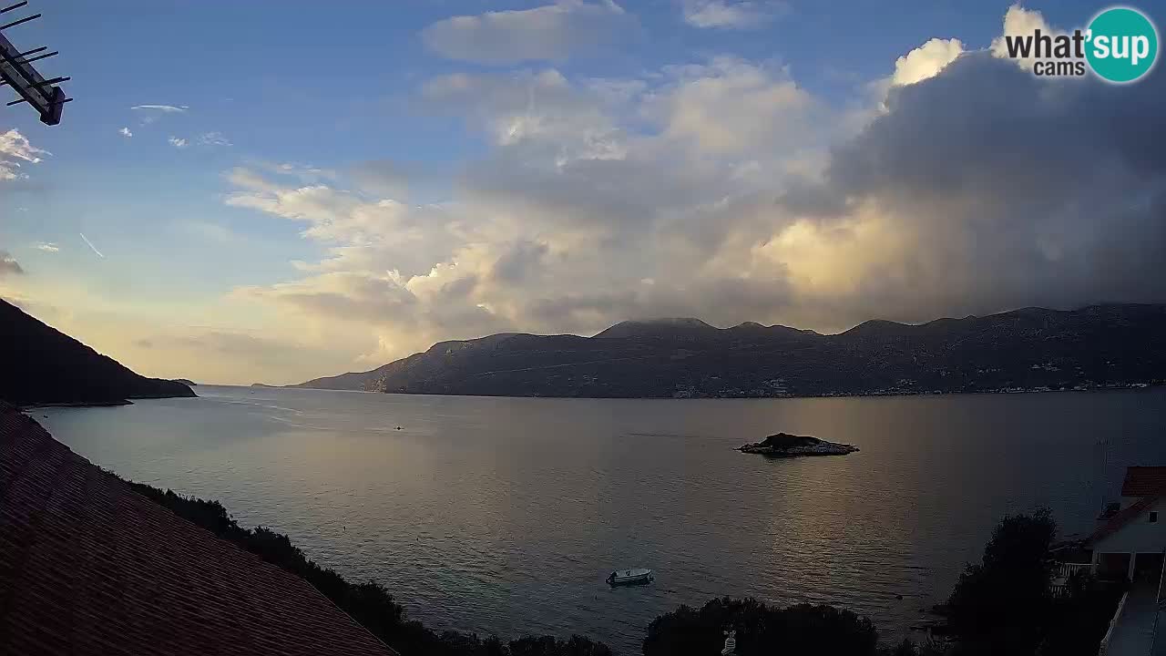 Live Korčula webcam – Tri Žala
