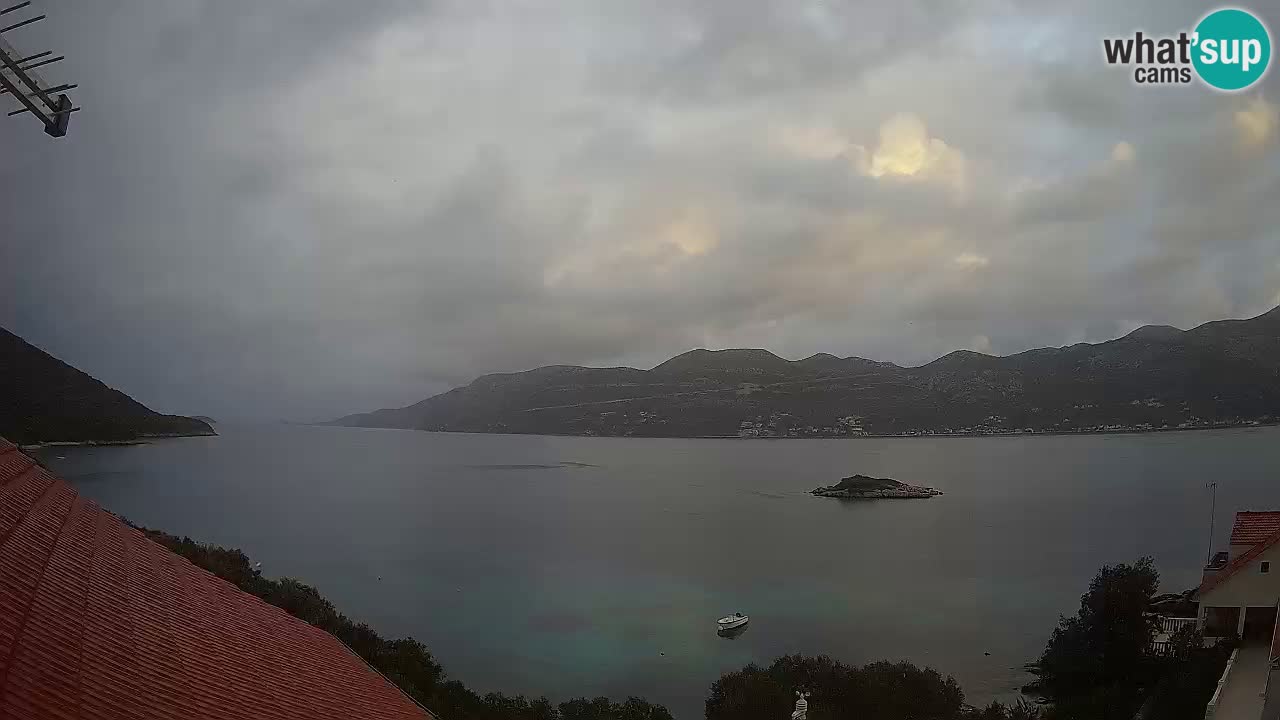 Live Korčula webcam – Tri Žala