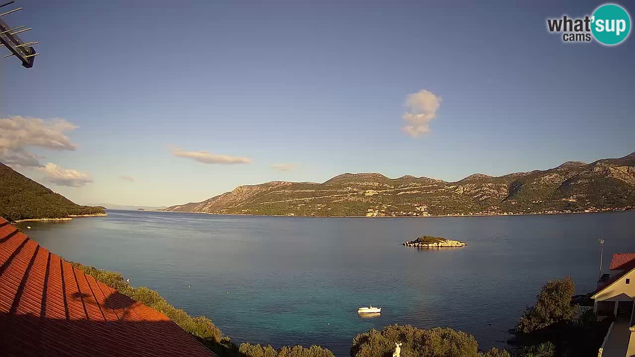 Live Korčula webcam – Tri Žala