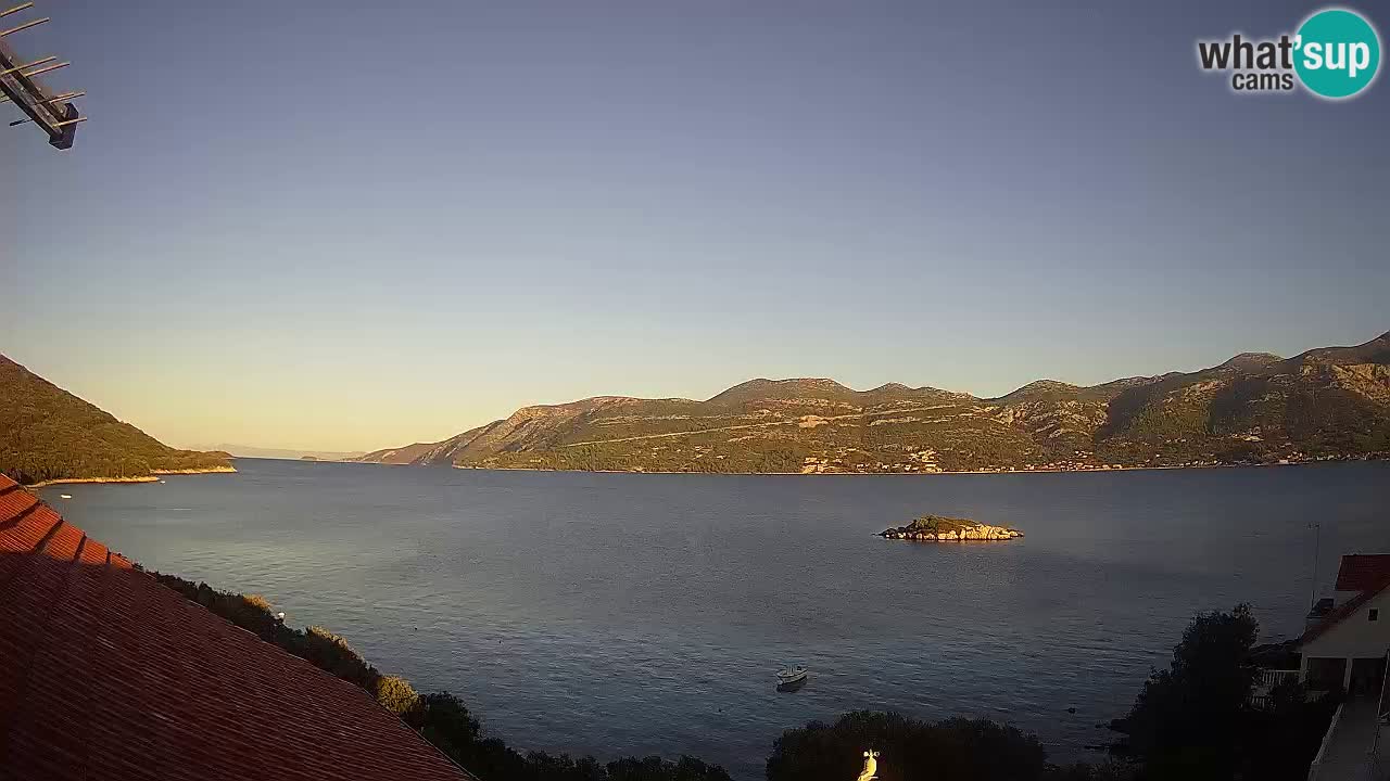 Korčula live webcam – Tri Žala panorama verso Pelješac