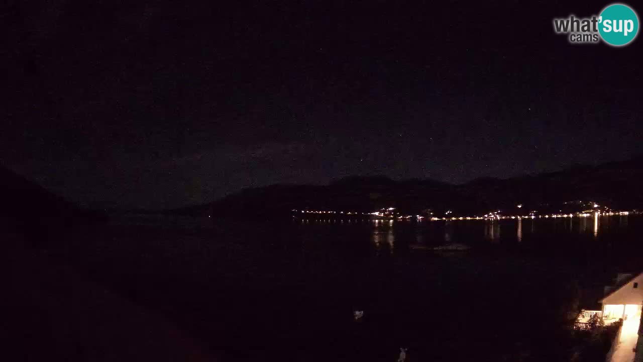 Korčula spletna kamera v živo – Tri Žala pogled na Pelješac