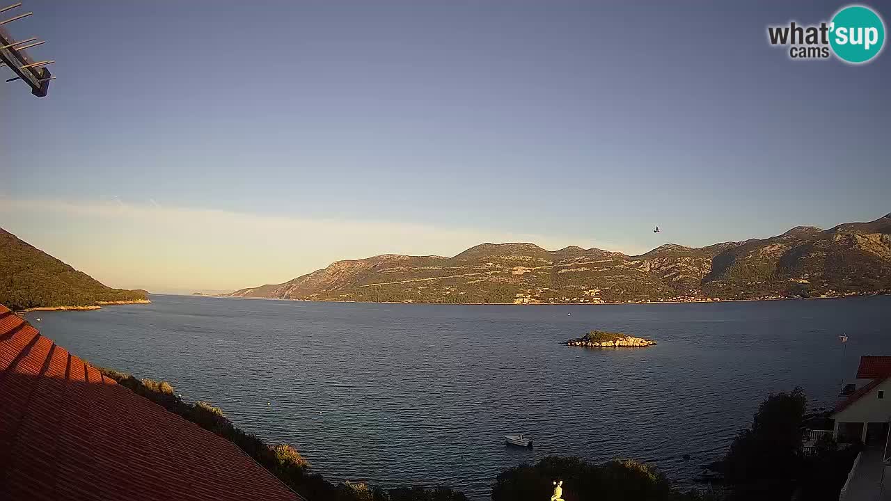 Korčula live webcam – Tri Žala panorama verso Pelješac