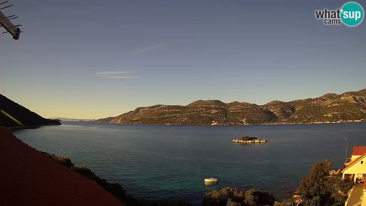 Live Korčula webcam – Tri Žala