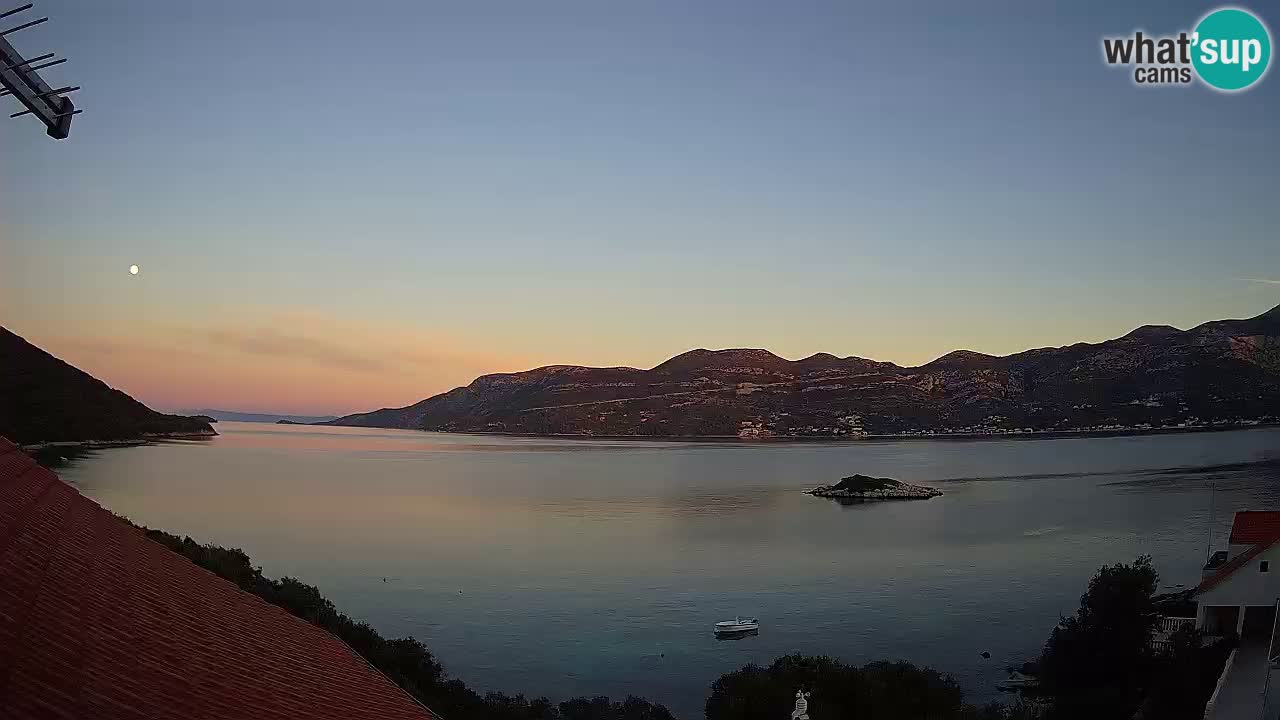 Korčula live webcam – Tri Žala panorama verso Pelješac