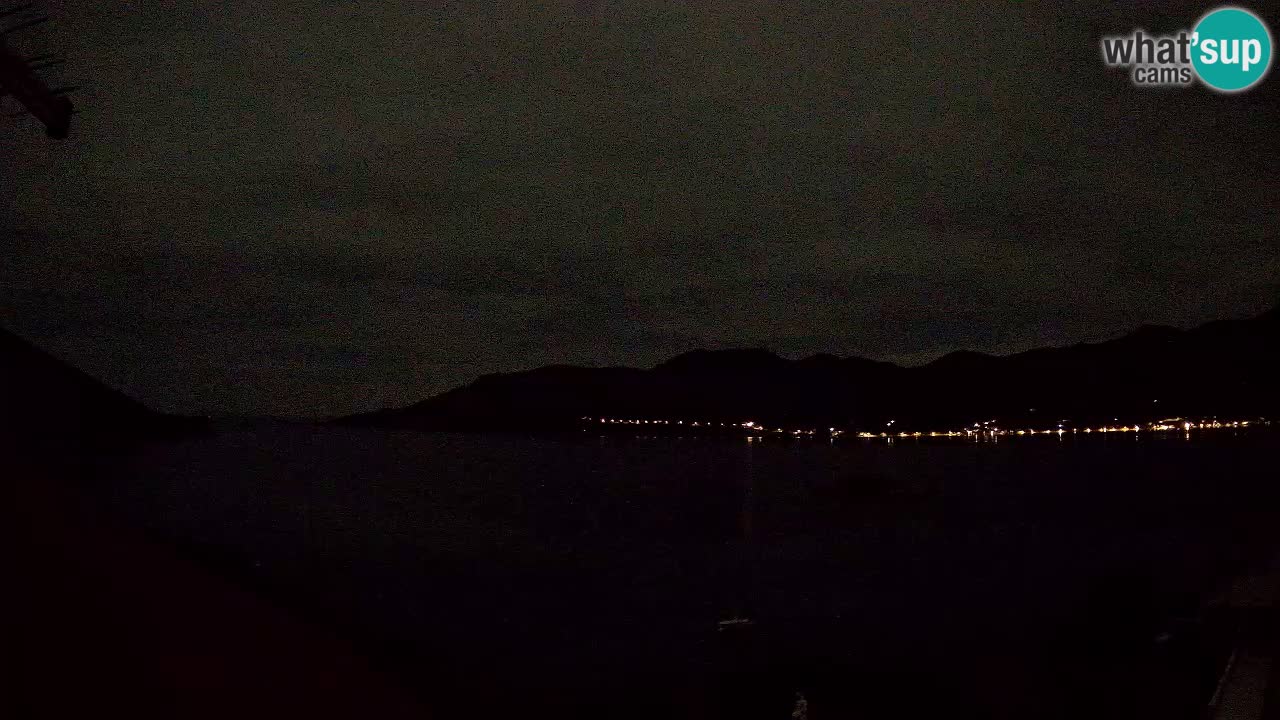 Korčula spletna kamera v živo – Tri Žala pogled na Pelješac