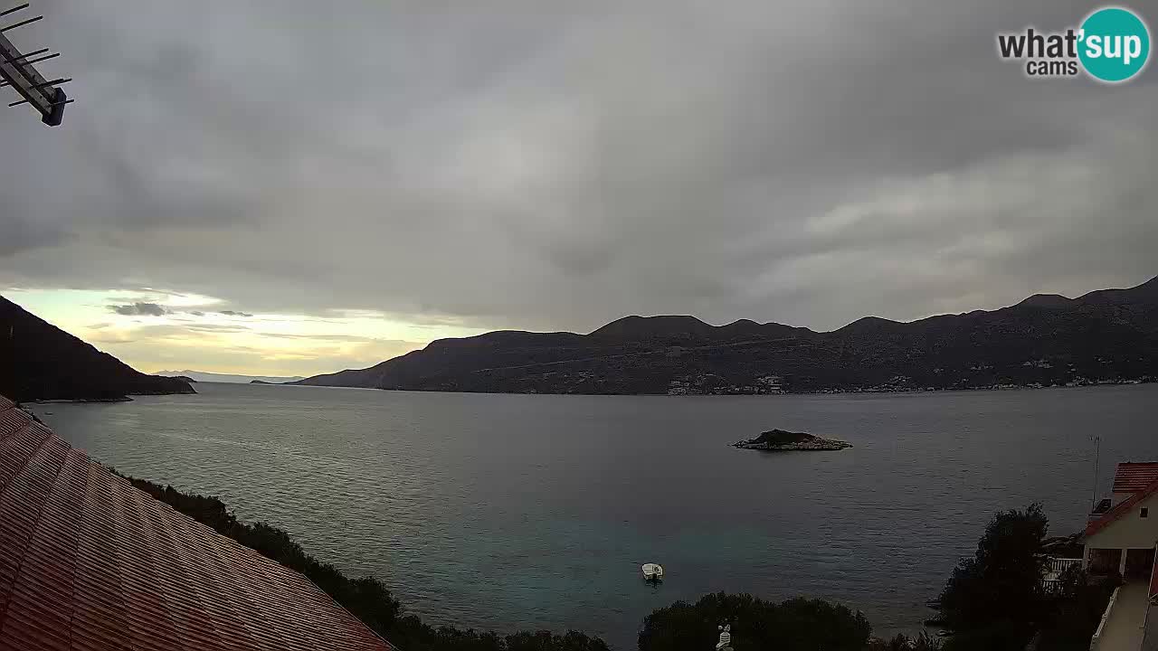 Live Korčula webcam – Tri Žala