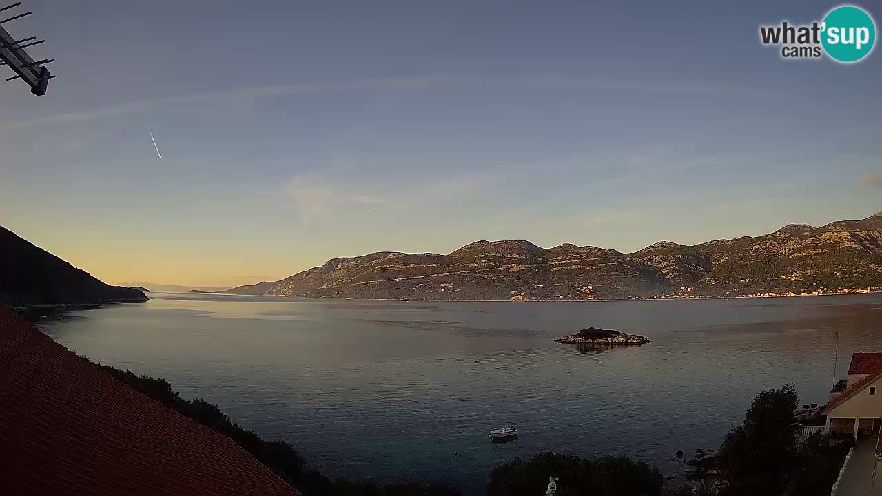 Live Korčula webcam – Tri Žala