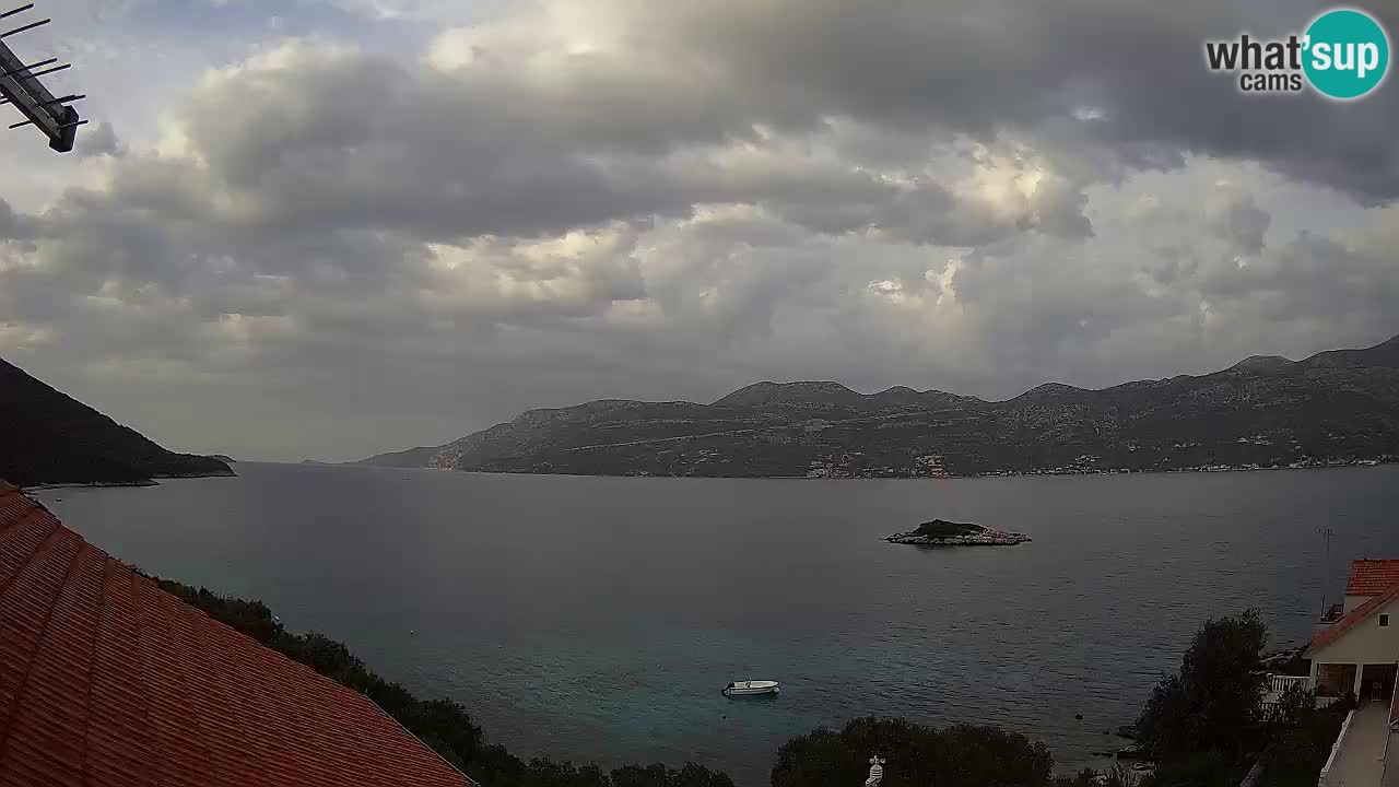 Korčula live webcam – Tri Žala panorama verso Pelješac
