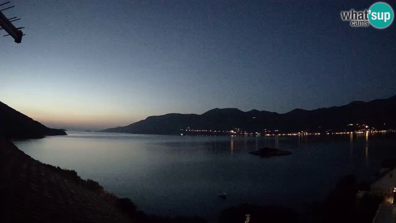 Live Korčula webcam – Tri Žala