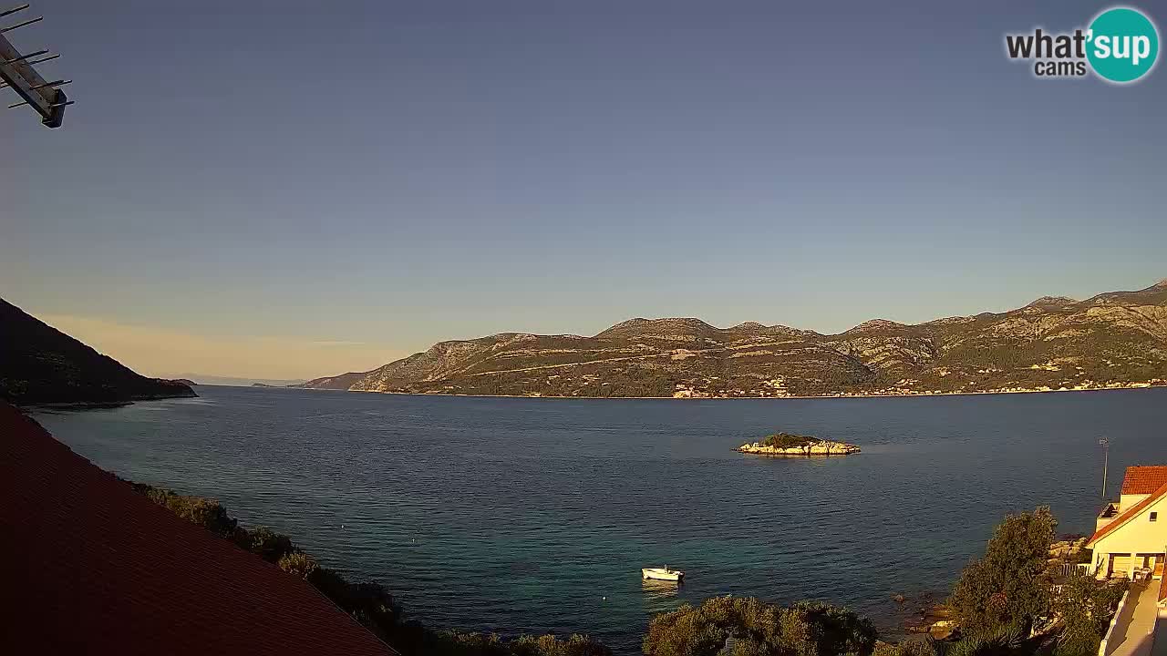 Live Korčula webcam – Tri Žala