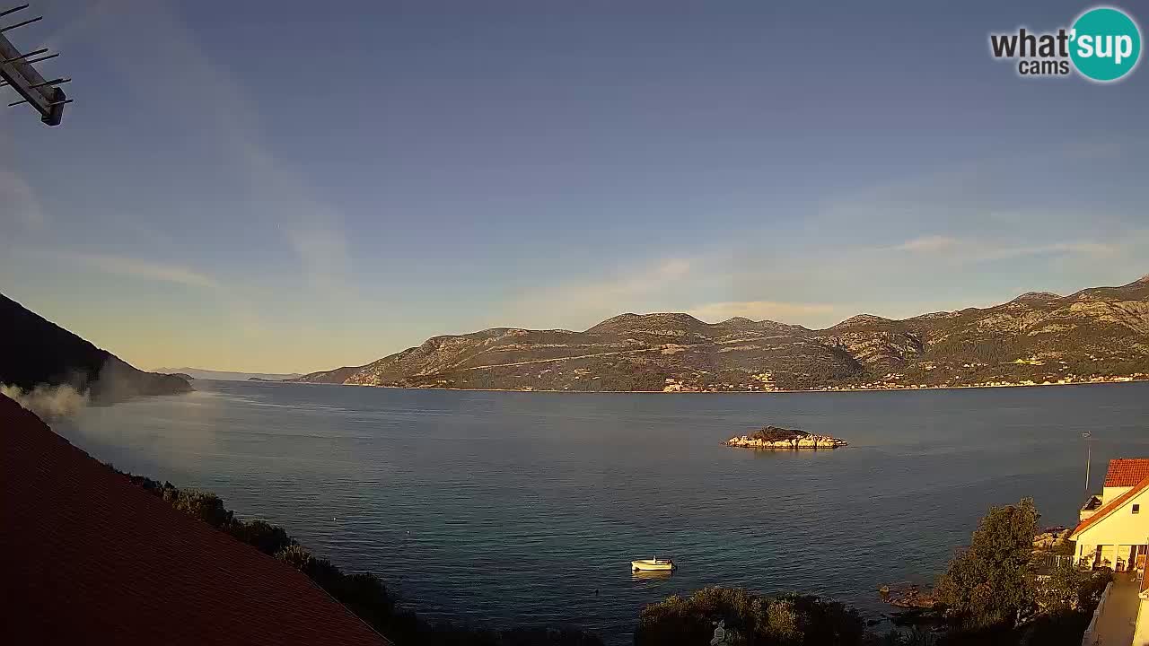 Korčula live webcam – Tri Žala panorama verso Pelješac