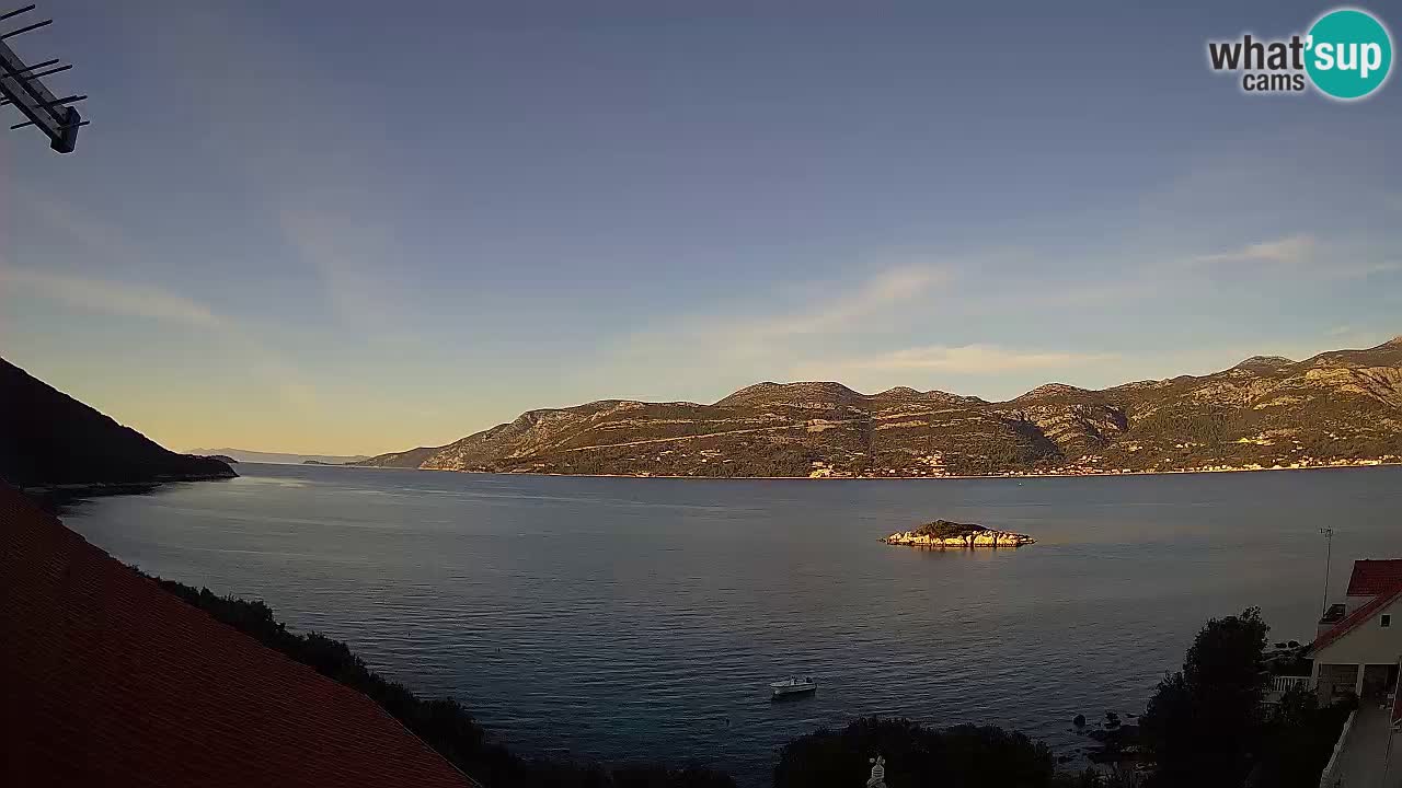 Live Korčula webcam – Tri Žala