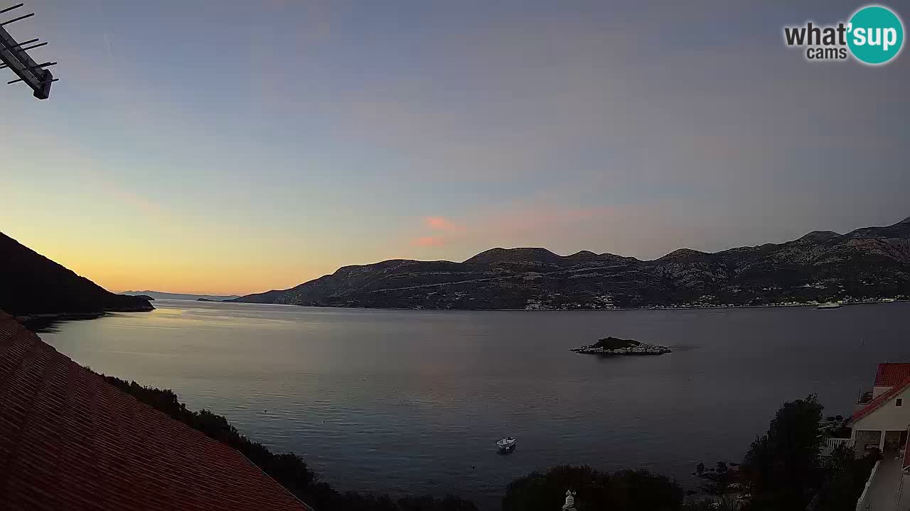 Korčula live webcam – Tri Žala panorama verso Pelješac