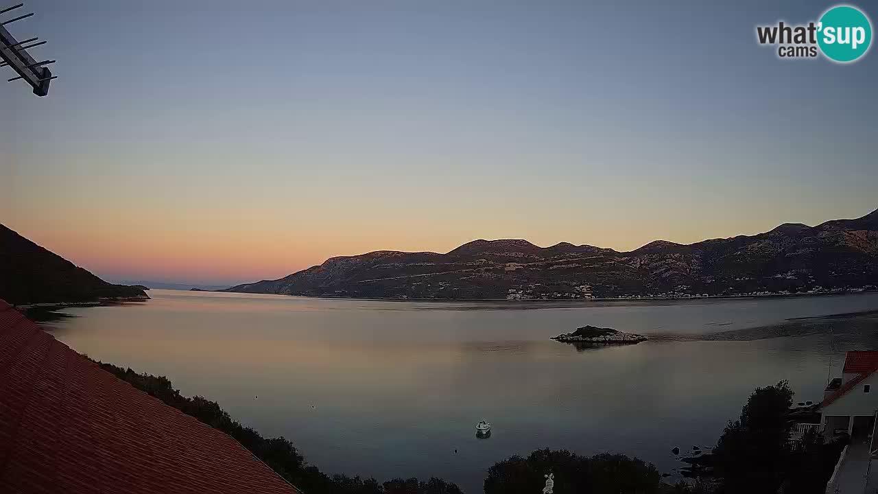 Korčula live webcam – Tri Žala panorama verso Pelješac