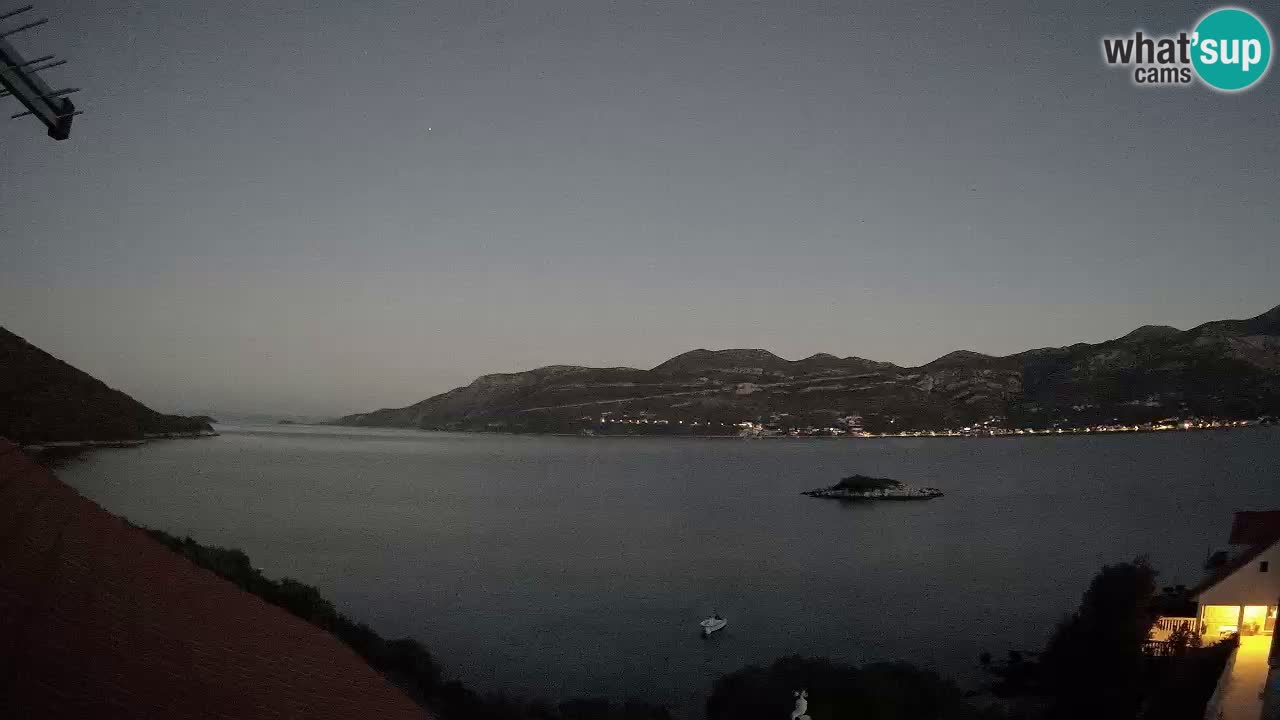 Live Korčula webcam – Tri Žala