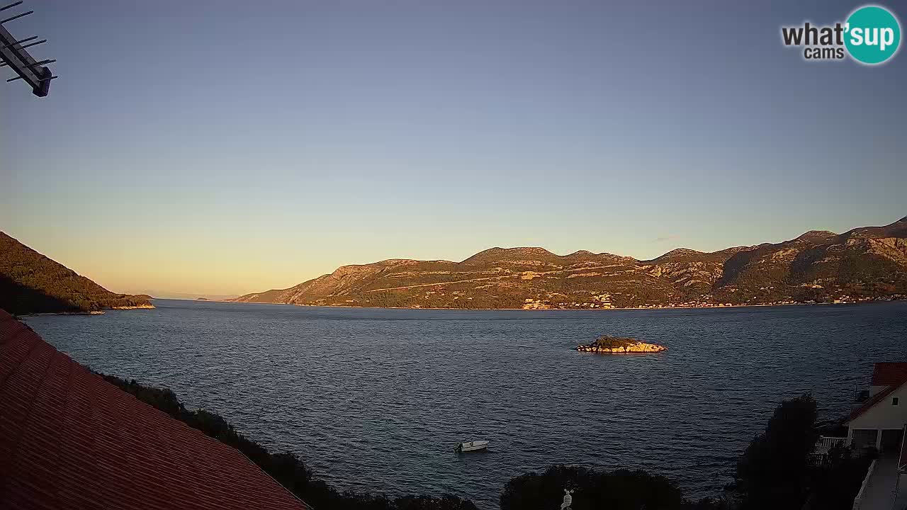 Live Korčula webcam – Tri Žala