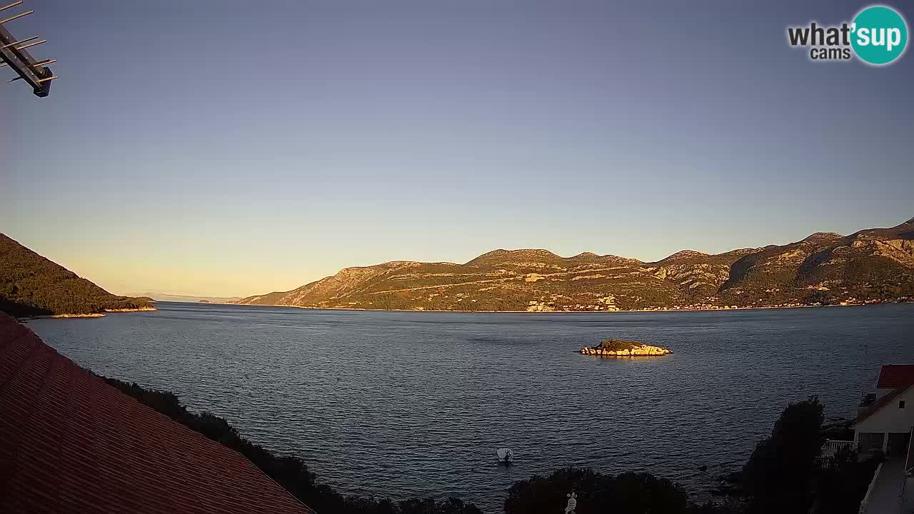 Live Korčula webcam – Tri Žala