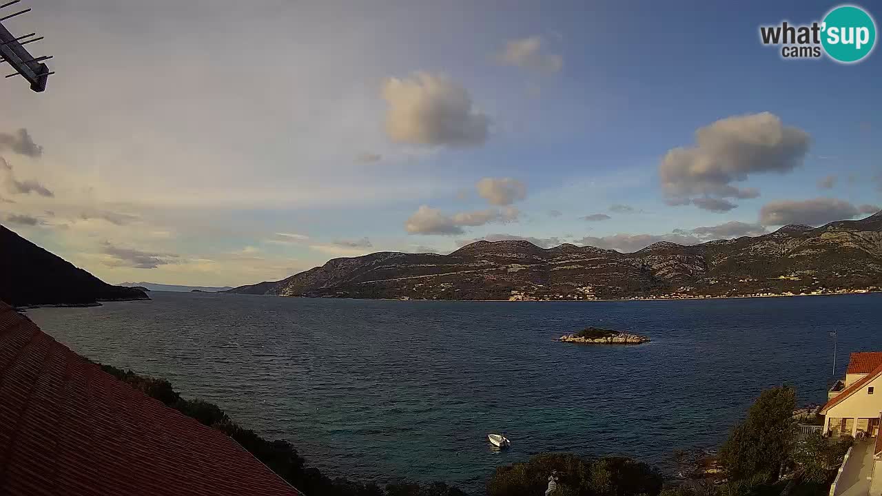 Live Korčula webcam – Tri Žala