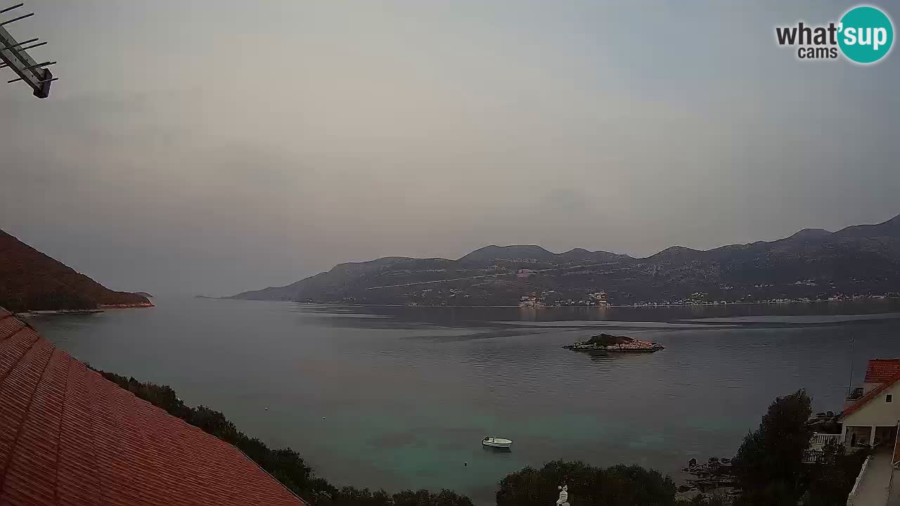 Korčula live webcam – Tri Žala panorama verso Pelješac