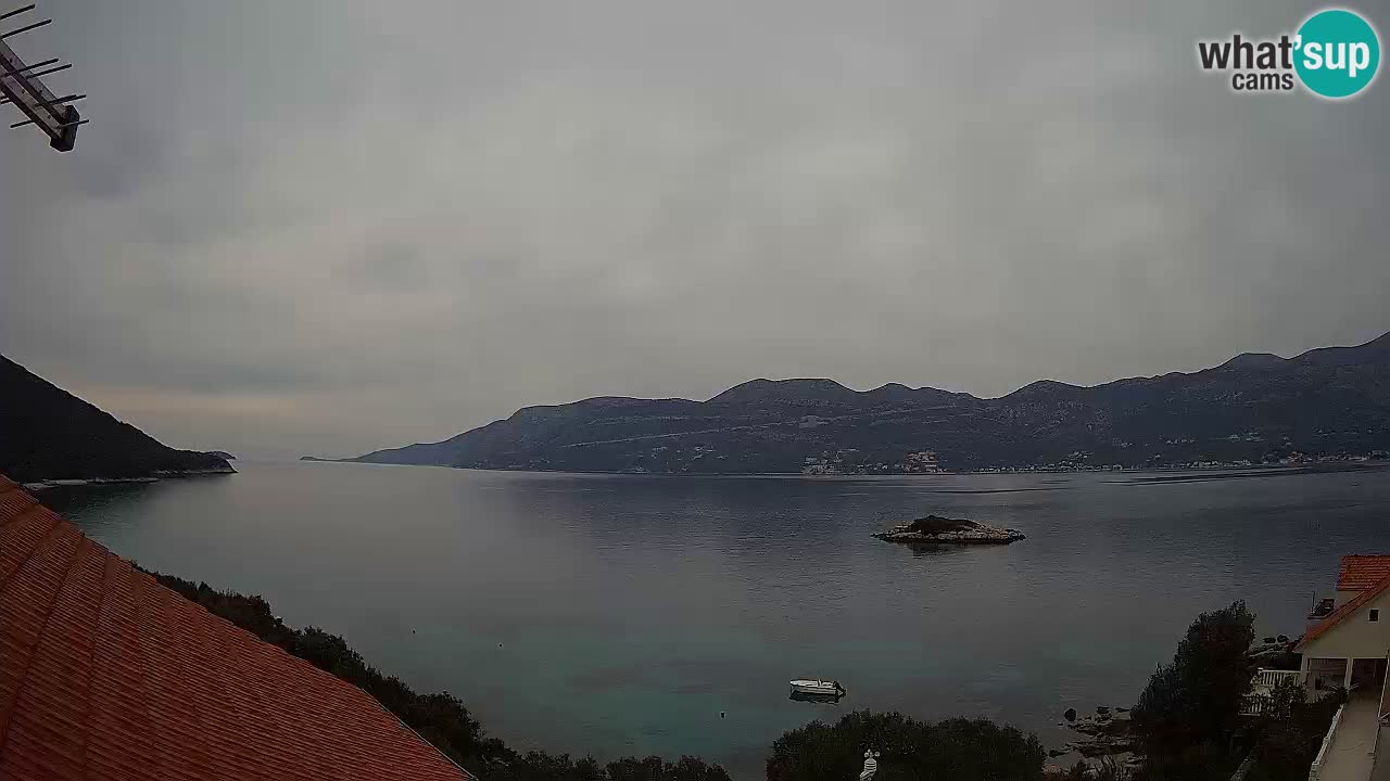 Korčula live webcam – Tri Žala panorama verso Pelješac