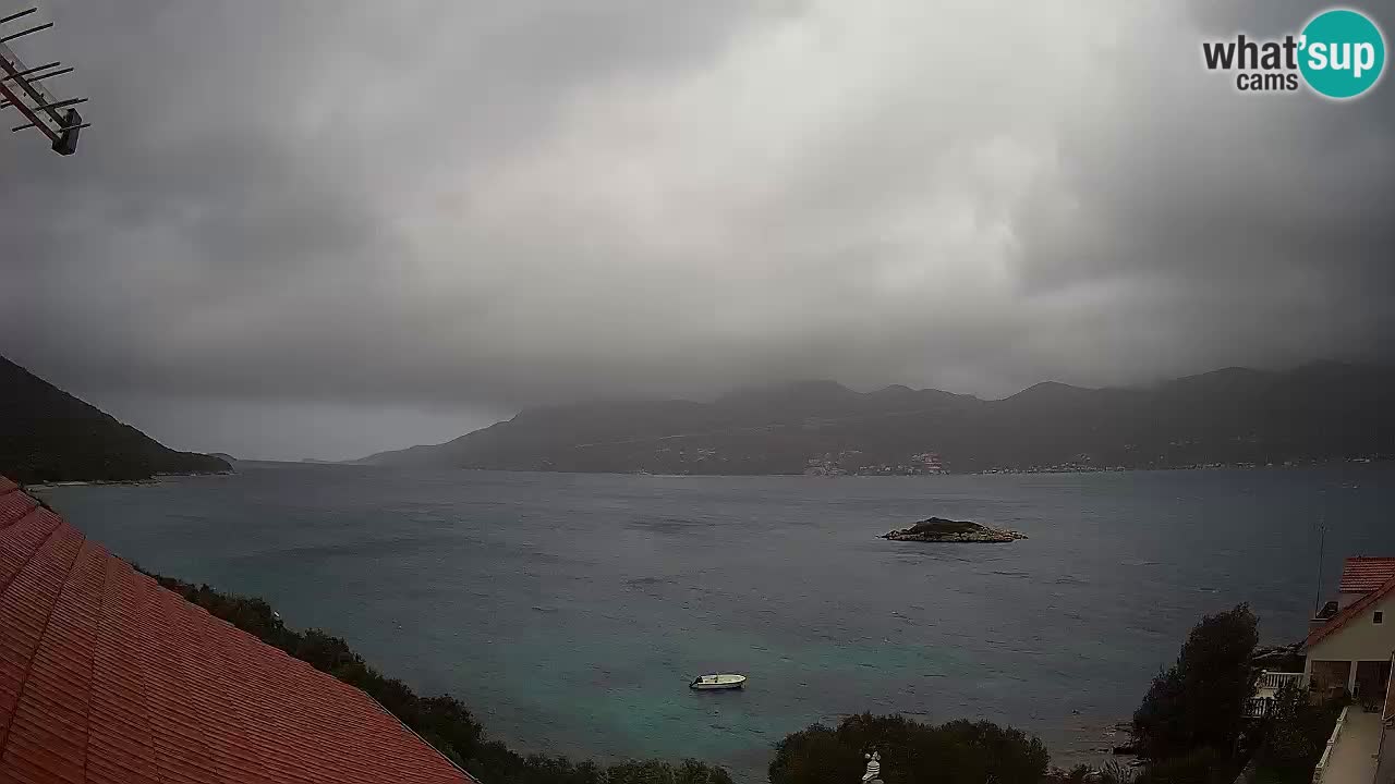 Korčula spletna kamera v živo – Tri Žala pogled na Pelješac