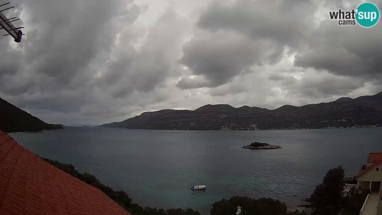 Live Korčula webcam – Tri Žala