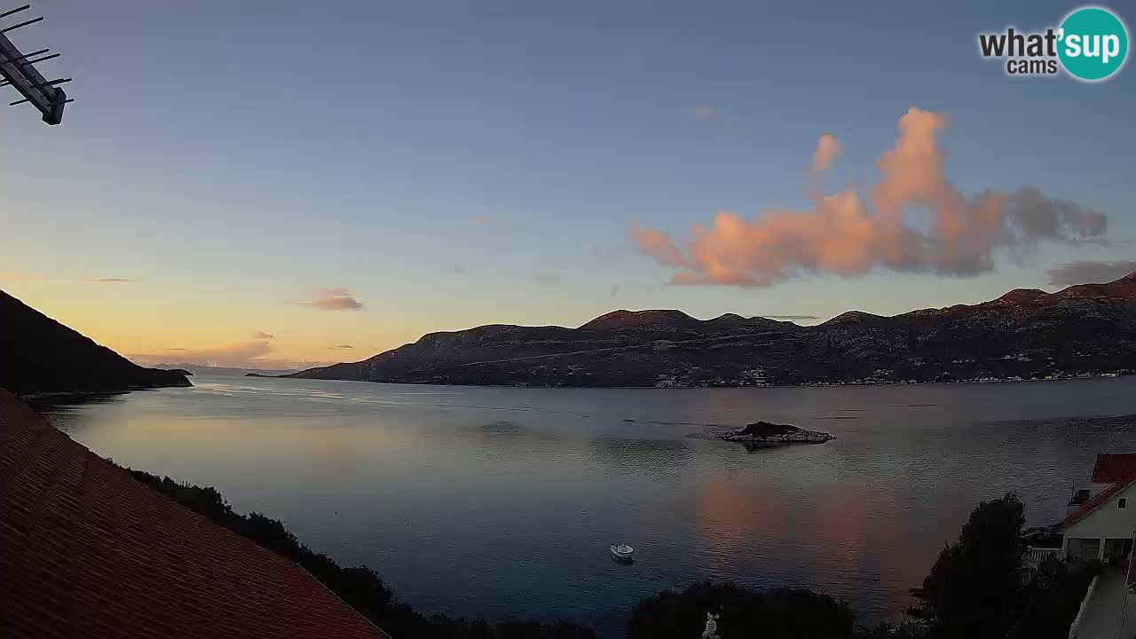 Live Korčula webcam – Tri Žala