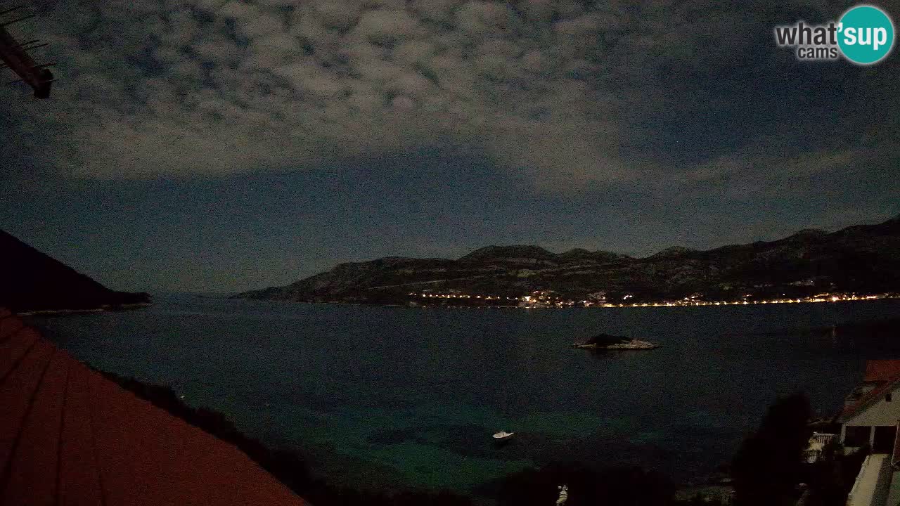 Korčula spletna kamera v živo – Tri Žala pogled na Pelješac
