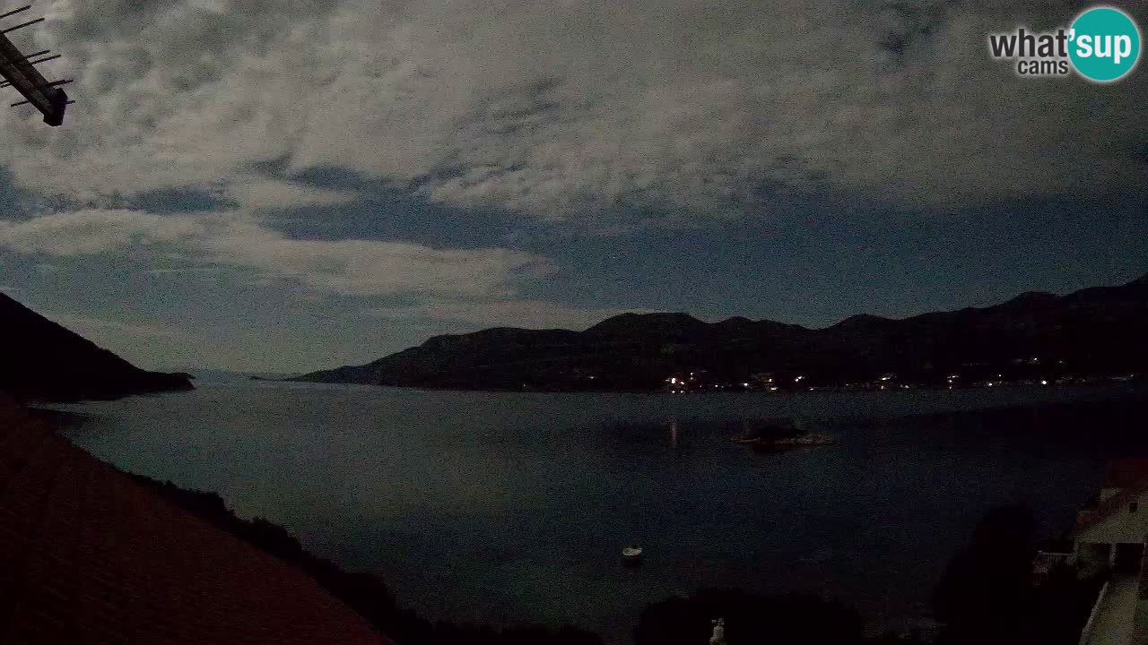 Korčula live webcam – Tri Žala panorama verso Pelješac