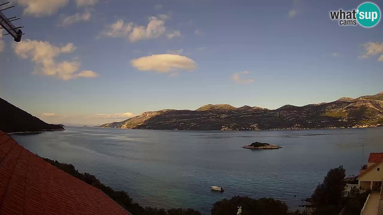 Live Korčula webcam – Tri Žala