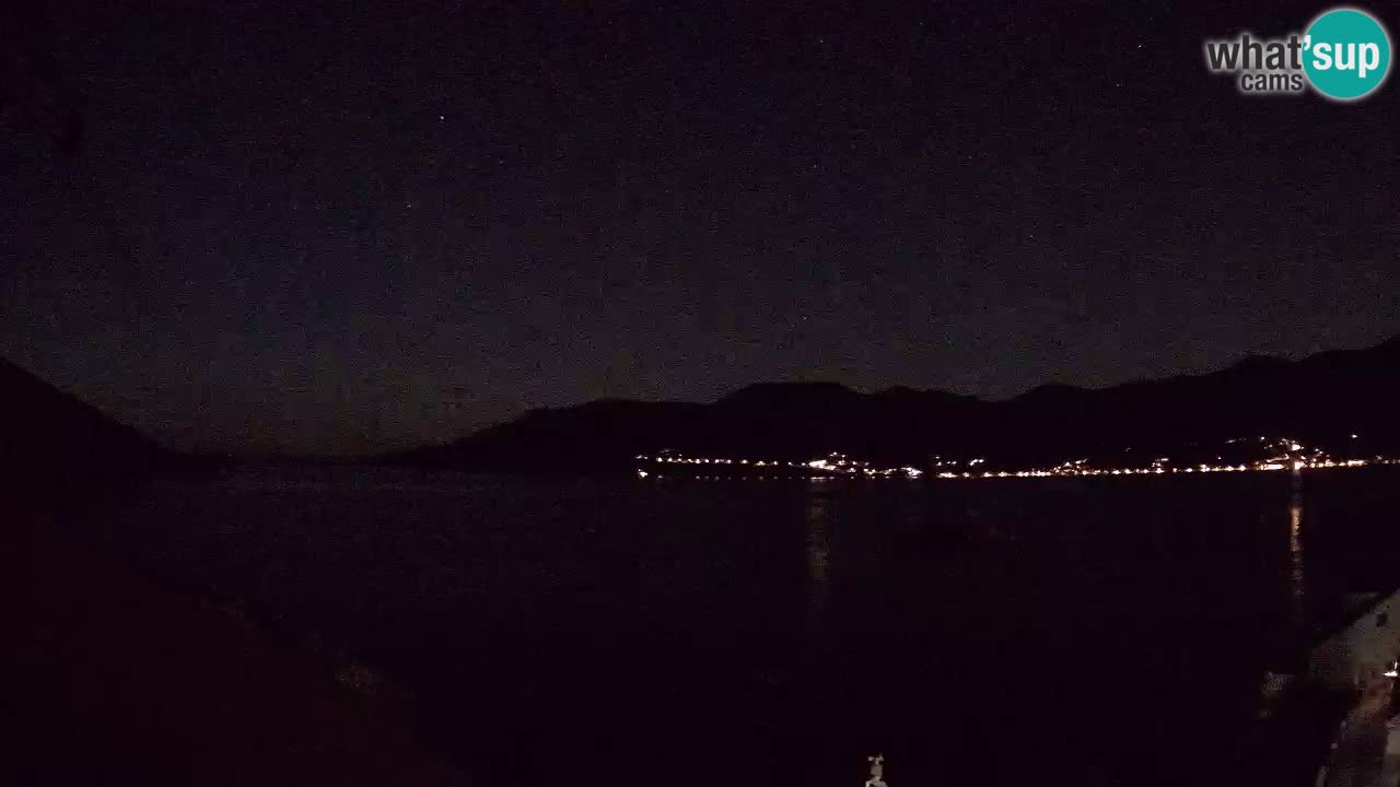 Korčula spletna kamera v živo – Tri Žala pogled na Pelješac