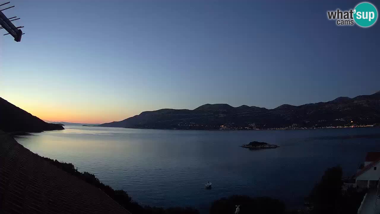 Live Korčula webcam – Tri Žala