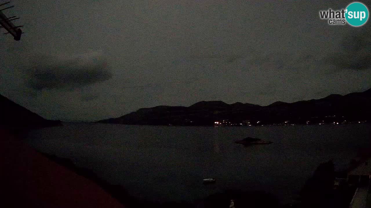 Korčula live webcam – Tri Žala panorama verso Pelješac
