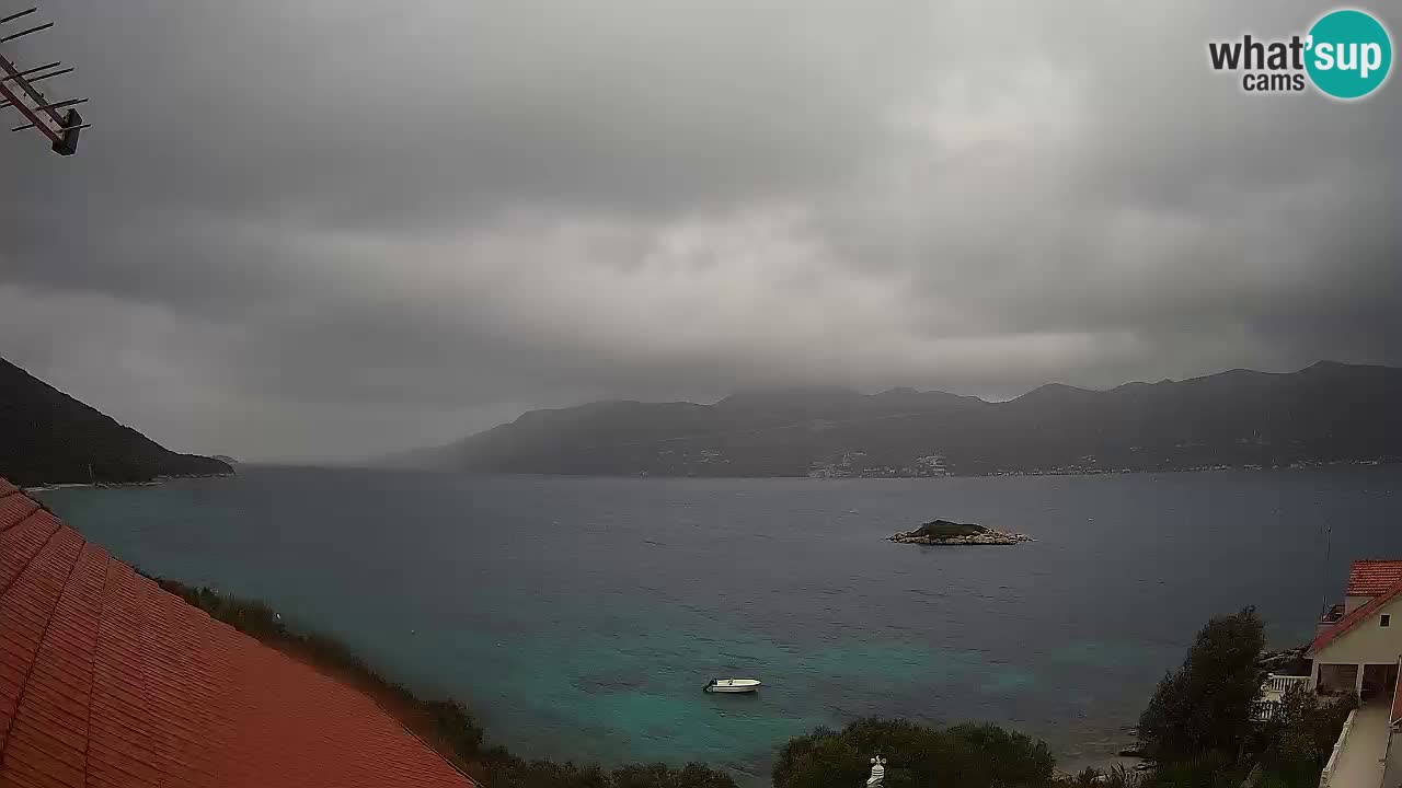 Korčula spletna kamera v živo – Tri Žala pogled na Pelješac