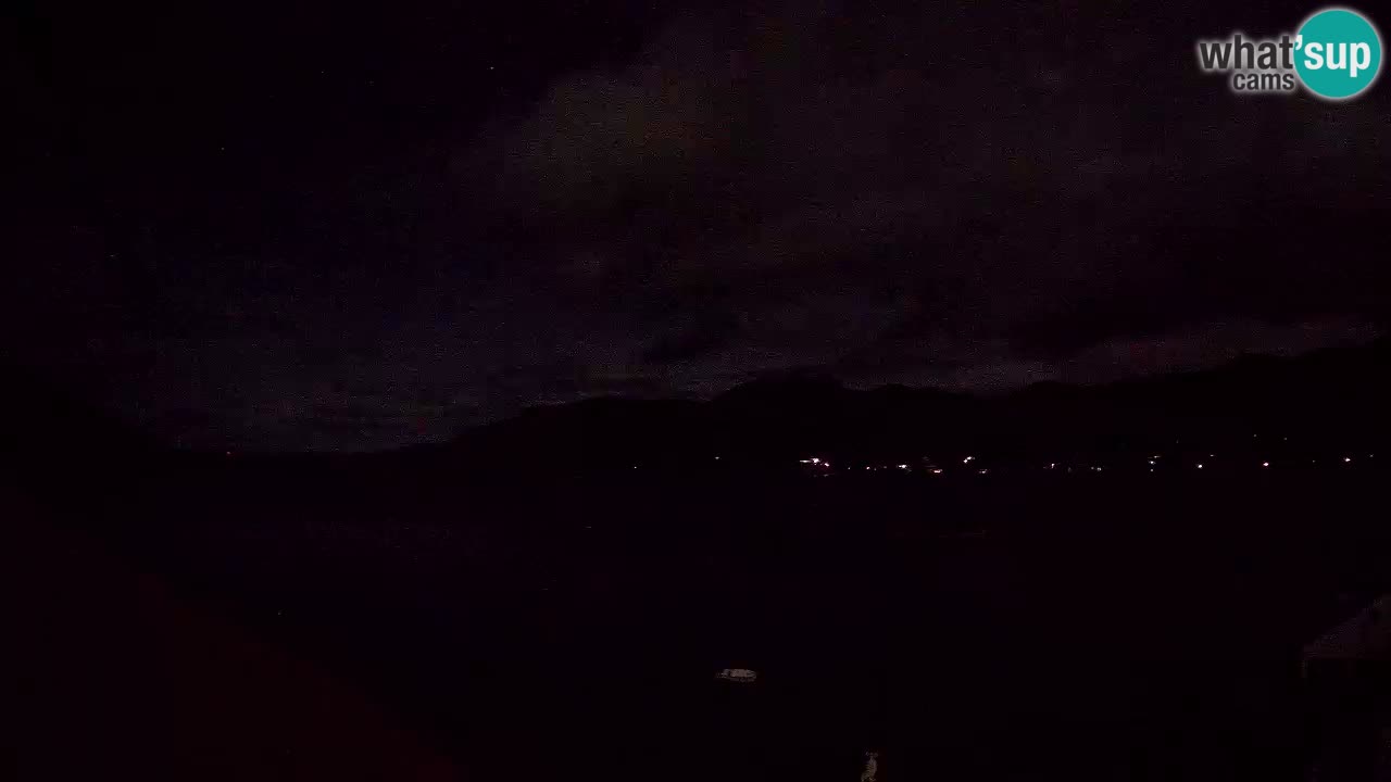 Korčula spletna kamera v živo – Tri Žala pogled na Pelješac