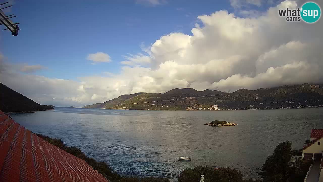 Korčula live webcam – Tri Žala panorama verso Pelješac