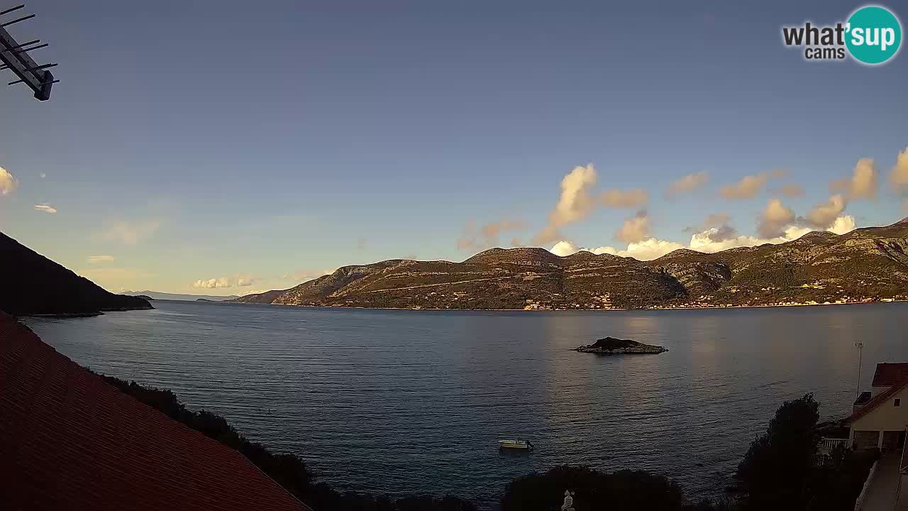 Korčula live webcam – Tri Žala panorama verso Pelješac