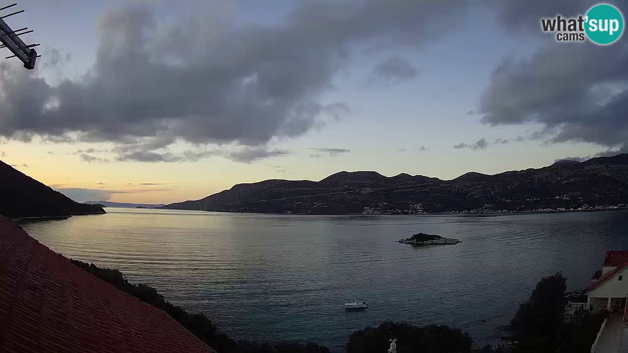 Live Korčula webcam – Tri Žala