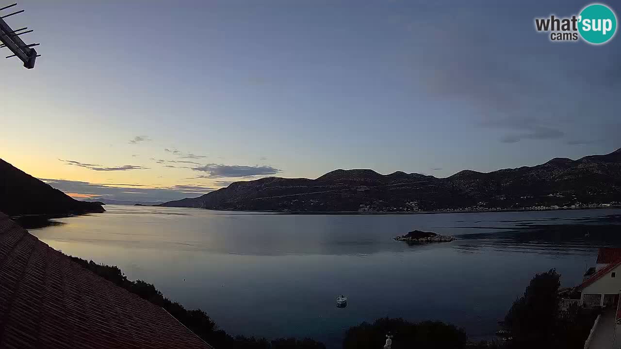 Live Korčula webcam – Tri Žala