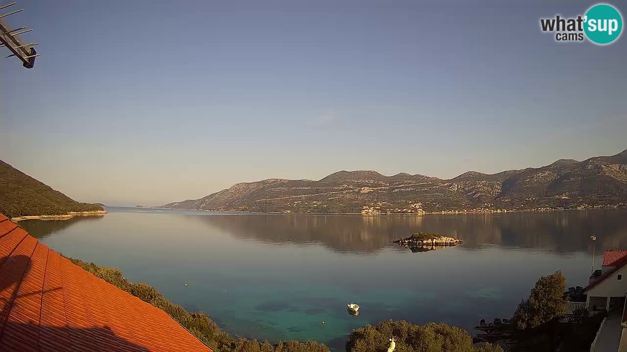Live Korčula webcam – Tri Žala
